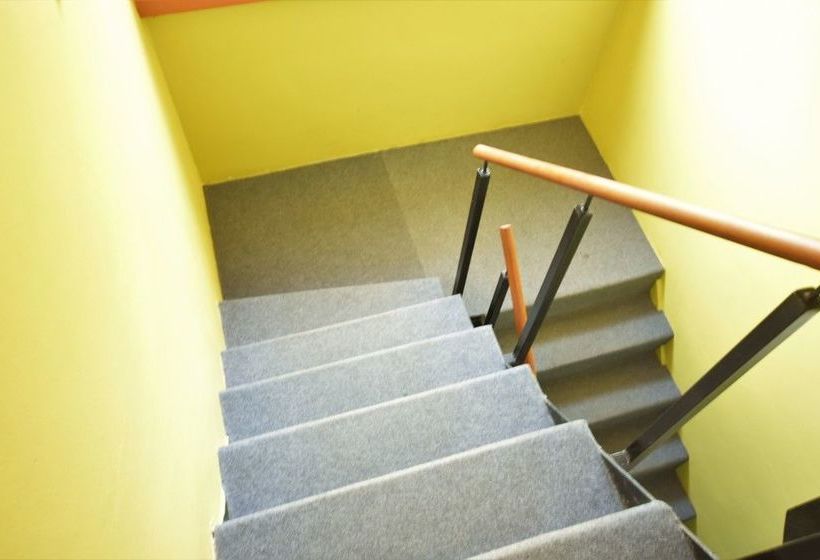 בית מלון כפרי Room At Prachachuen