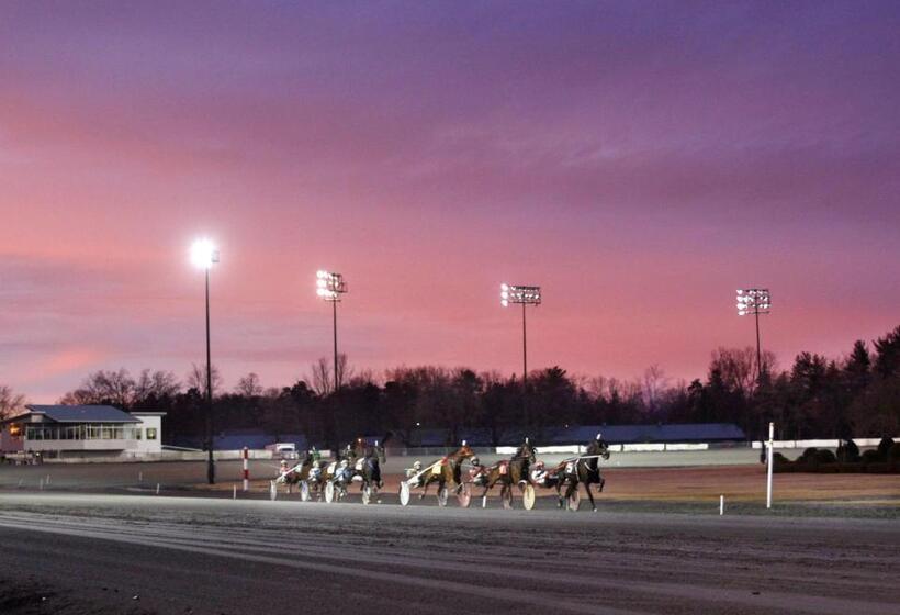 호텔 Saratoga Casino