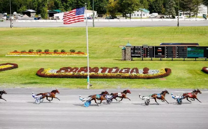 ホテル Saratoga Casino