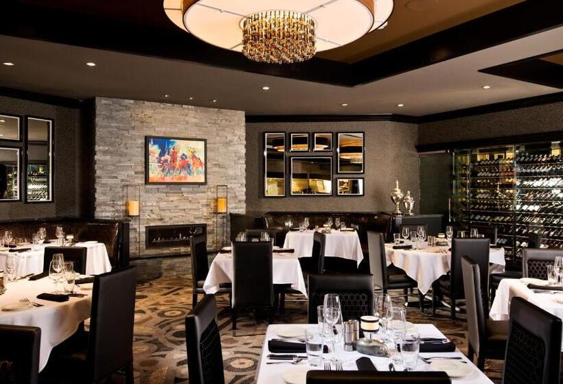 호텔 Saratoga Casino