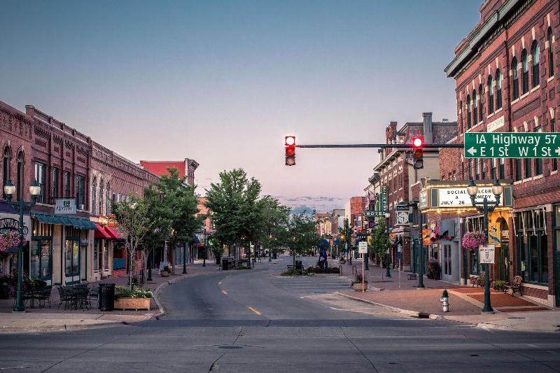 בית מלון כפרי The Black Hawk