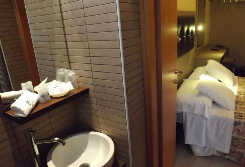 בית מלון כפרי Thea