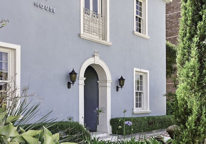 Пансион Harpers House