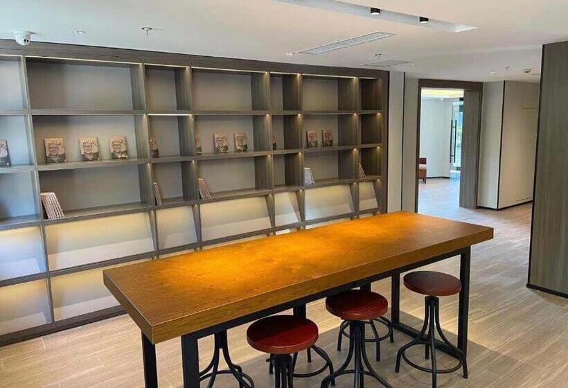 Hanting Hotel Beijing Communication University Of China North Gate Branch