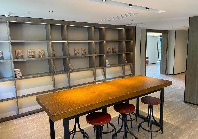 Hanting Hotel Beijing Communication University Of China North Gate Branch