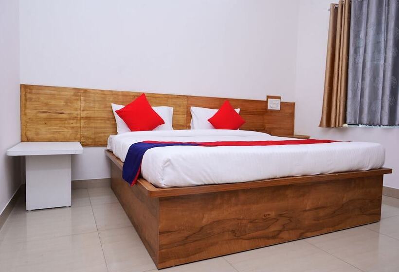 Отель Stay Shine