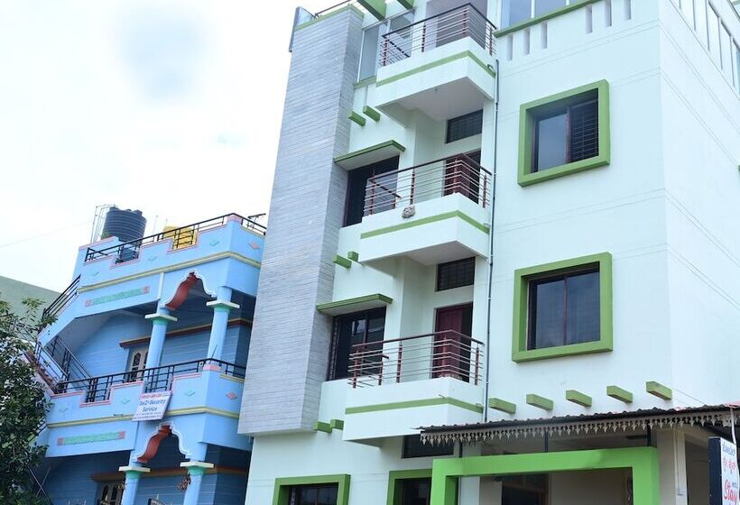 Отель Stay Shine