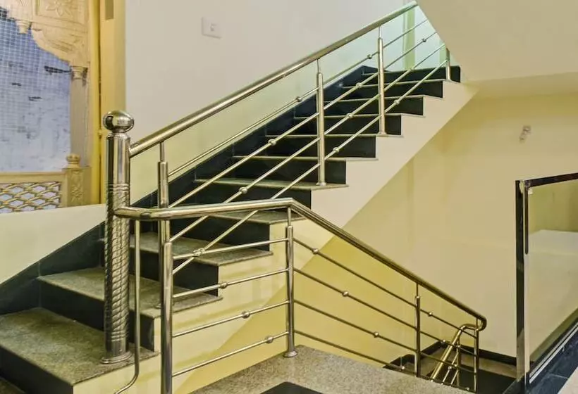 ホテル Treebo Jheel Mahal