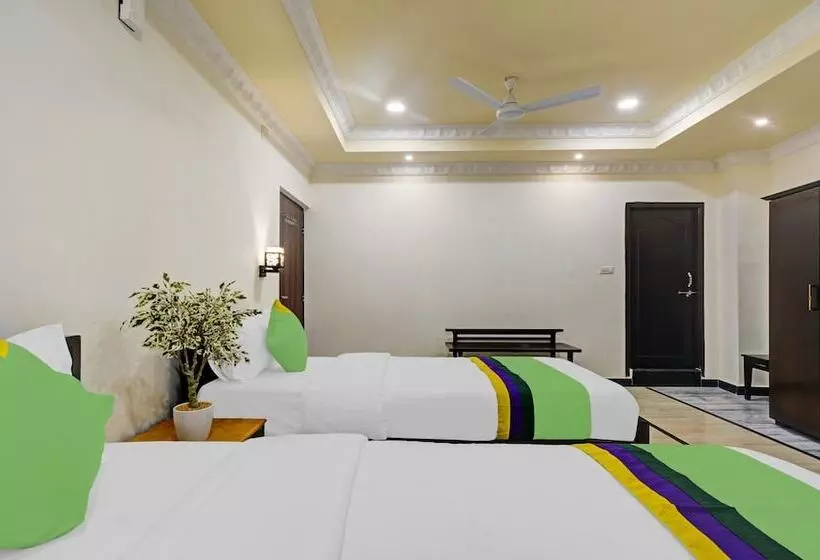 ホテル Treebo Jheel Mahal