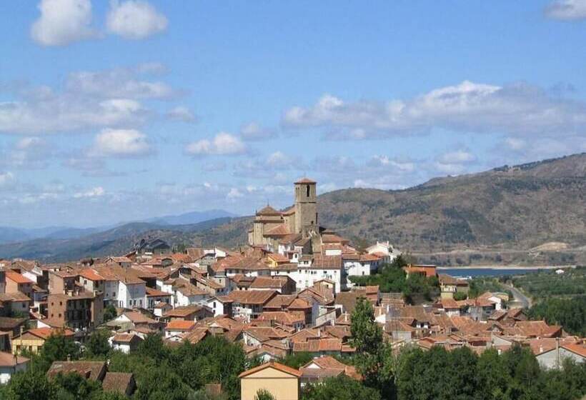 Albergue Turistico Valle Del Ambroz