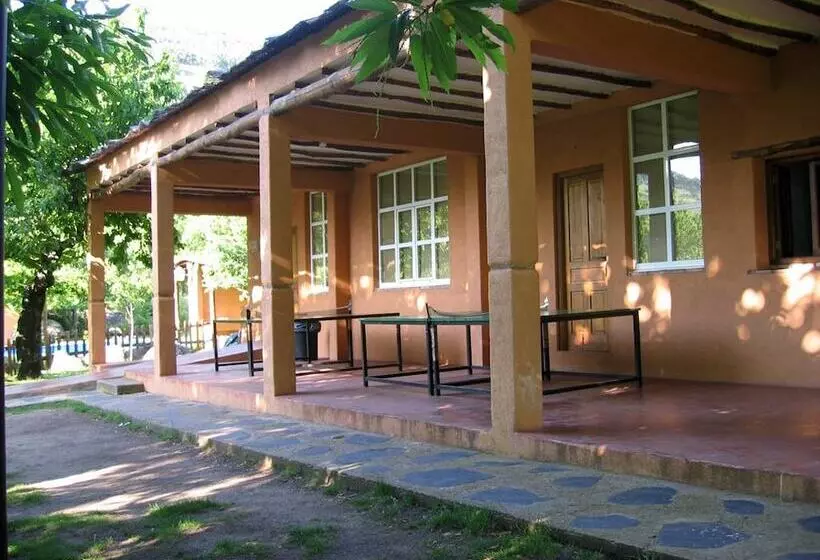 Albergue Turistico Valle Del Ambroz