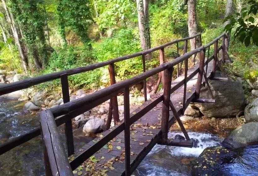 Albergue Turistico Valle Del Ambroz