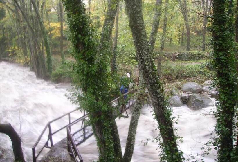 Albergue Turistico Valle Del Ambroz