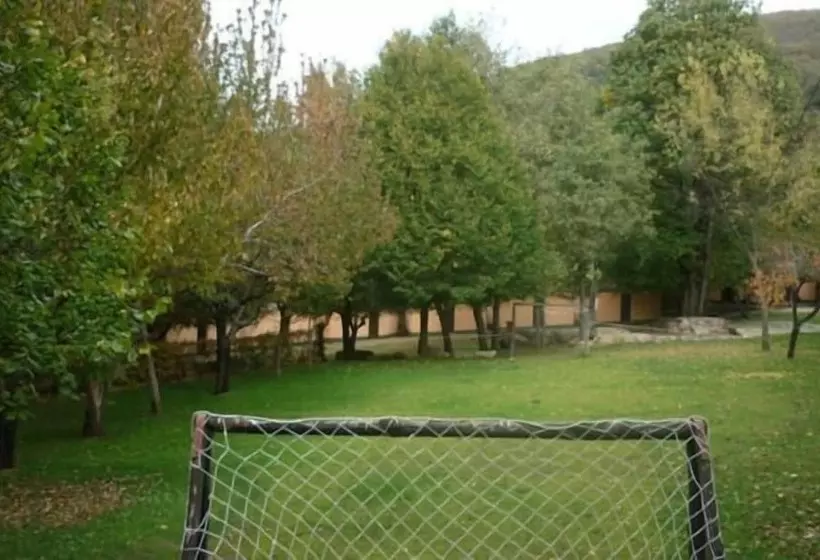 Albergue Turistico Valle Del Ambroz