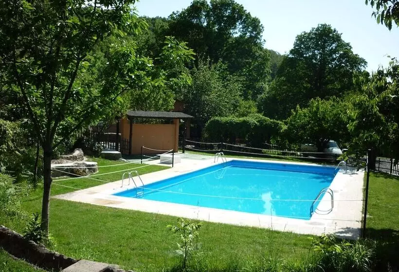 Albergue Turistico Valle Del Ambroz