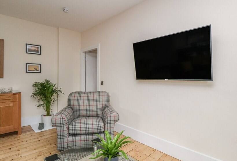 تختخواب و صبحانه Hillcrest