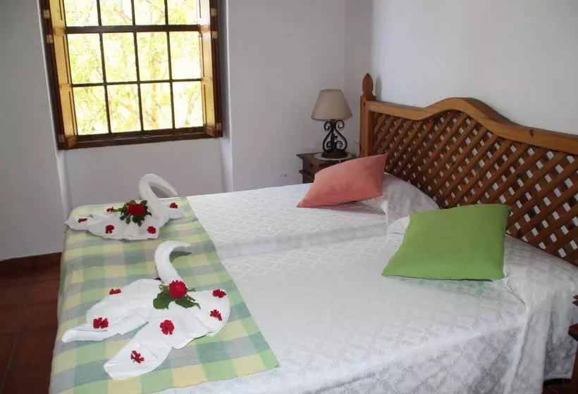 Casas Rurales Los Marantes