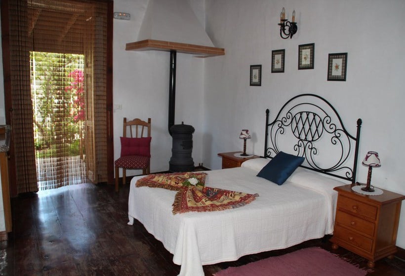 Casas Rurales Los Marantes