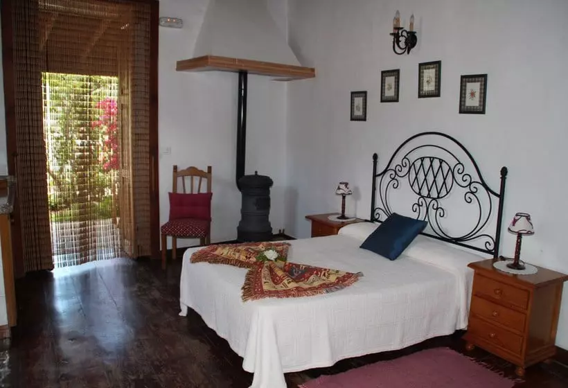 Casas Rurales Los Marantes