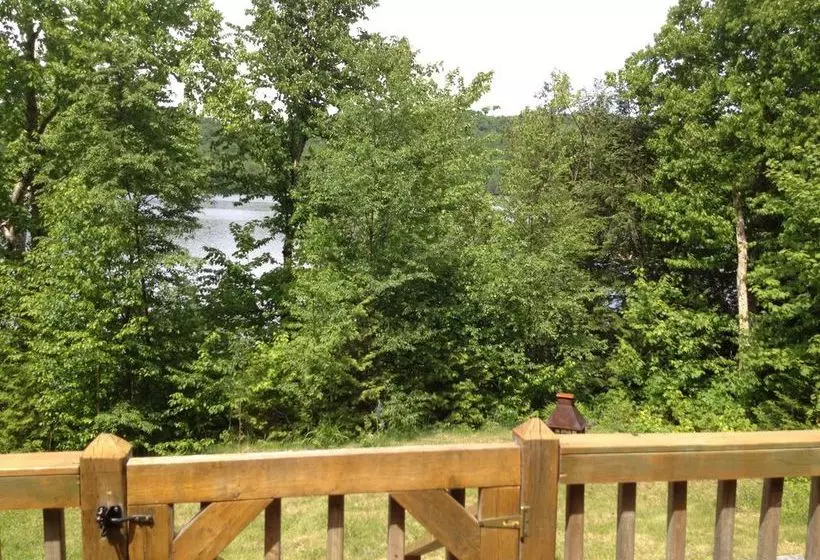 Chalet Les Fables Du Lac Lafontaine