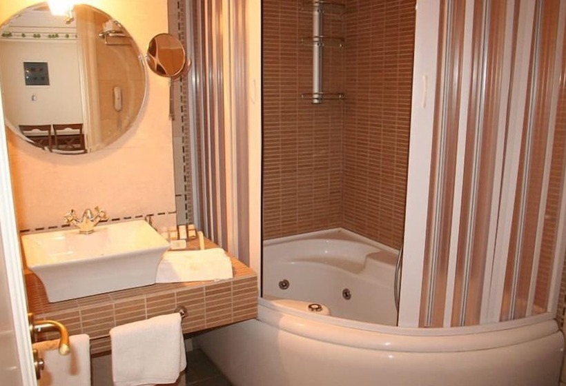 Enavlion Hotel Batagianni