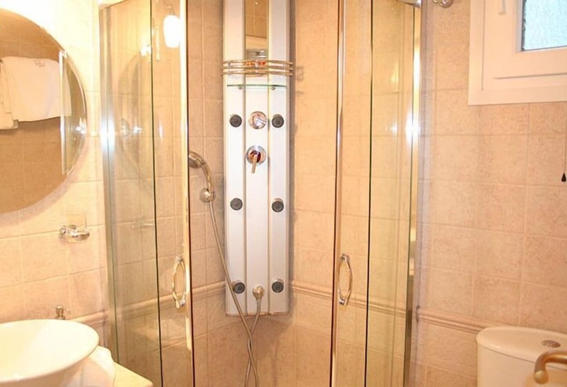 Enavlion Hotel Batagianni