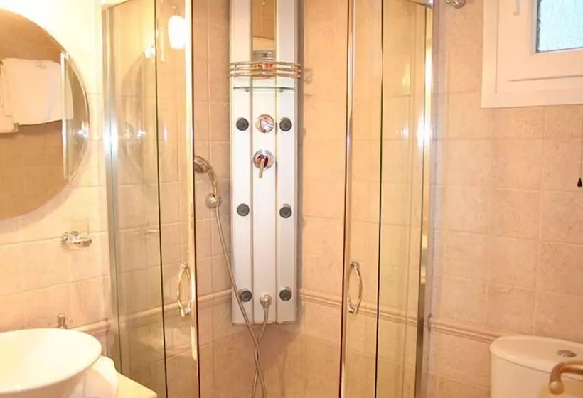 Enavlion Hotel Batagianni