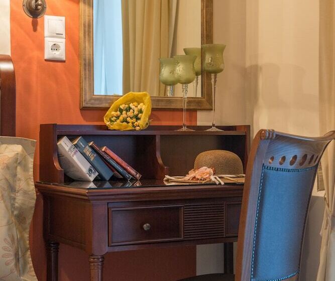 Enavlion Hotel Batagianni