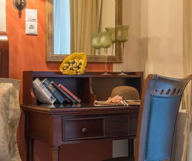 Enavlion Hotel Batagianni