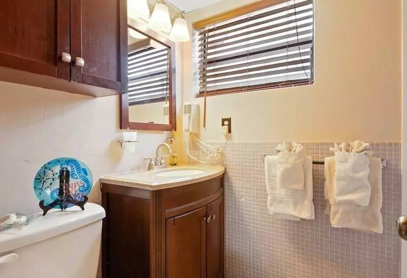 هتل Avalon Resort Of Deerfield Beach