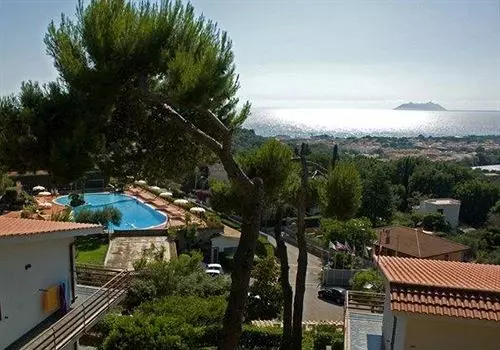 Hotelli Costa Di Kair Ed Din