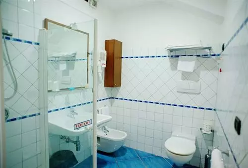 Hotelli Costa Di Kair Ed Din