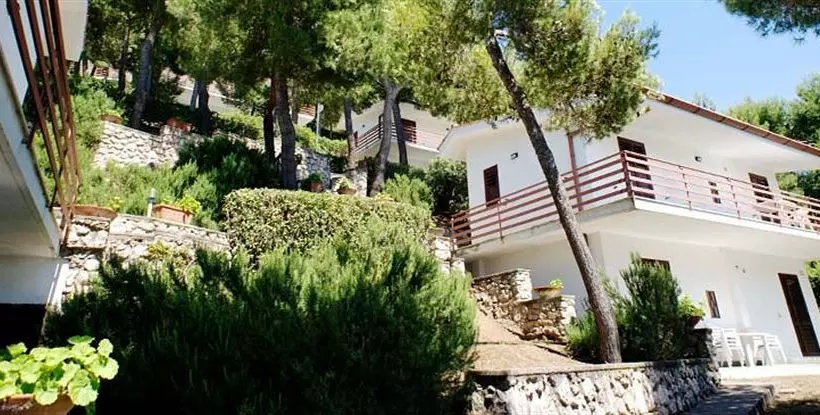 Hotelli Costa Di Kair Ed Din