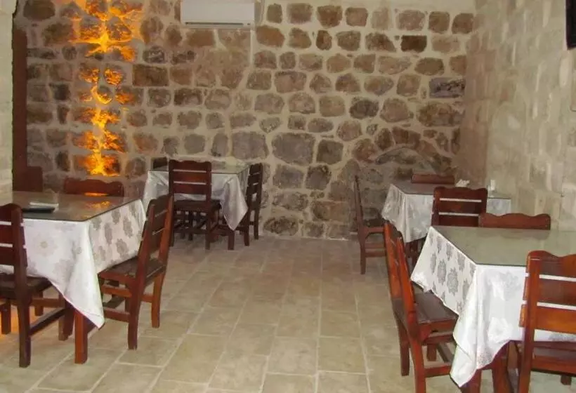 هتل Dara Konağı