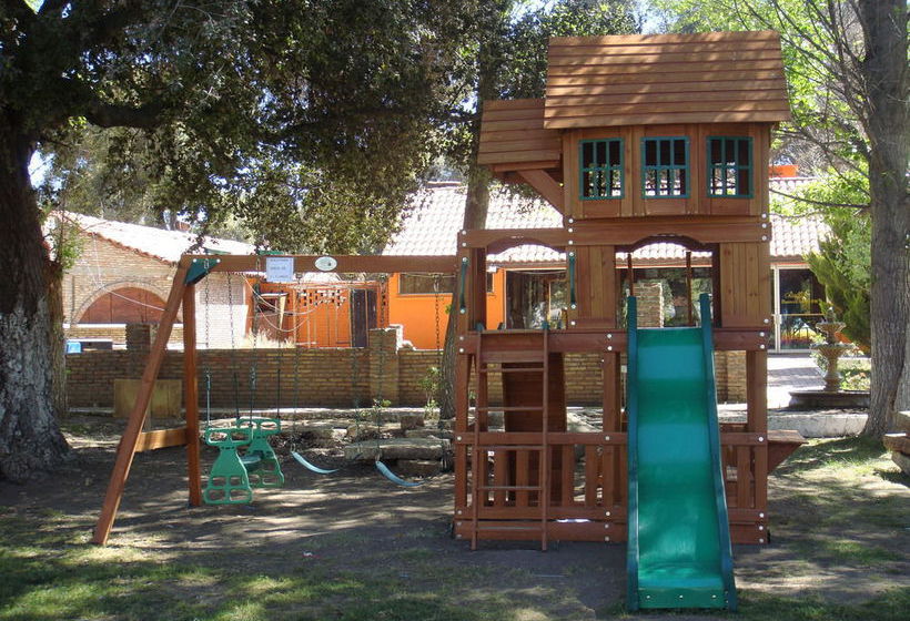 Отель Hacienda Santa Veronica