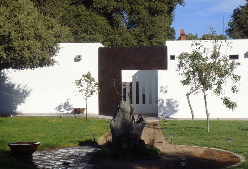 Отель Hacienda Santa Veronica