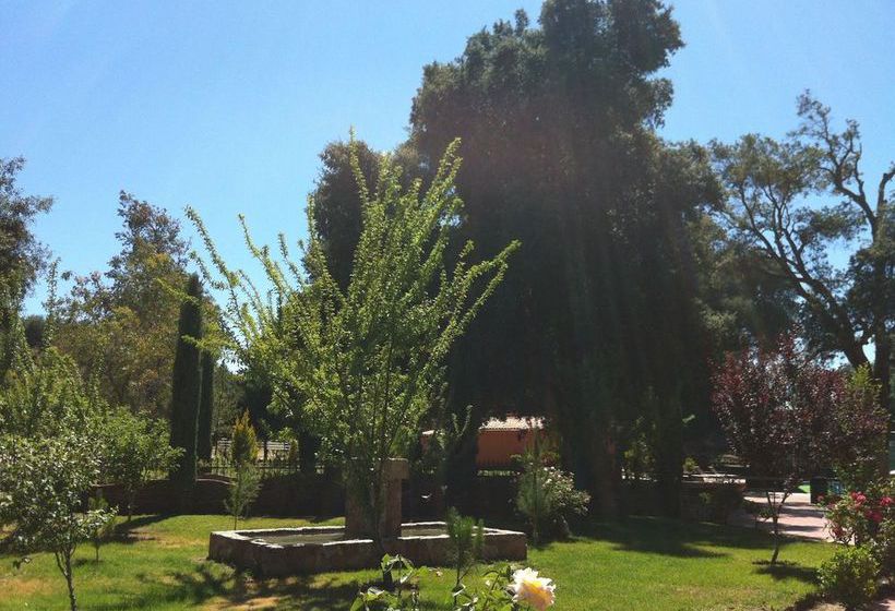 Отель Hacienda Santa Veronica