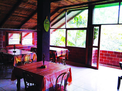 Hotel Hostería Las Heliconias