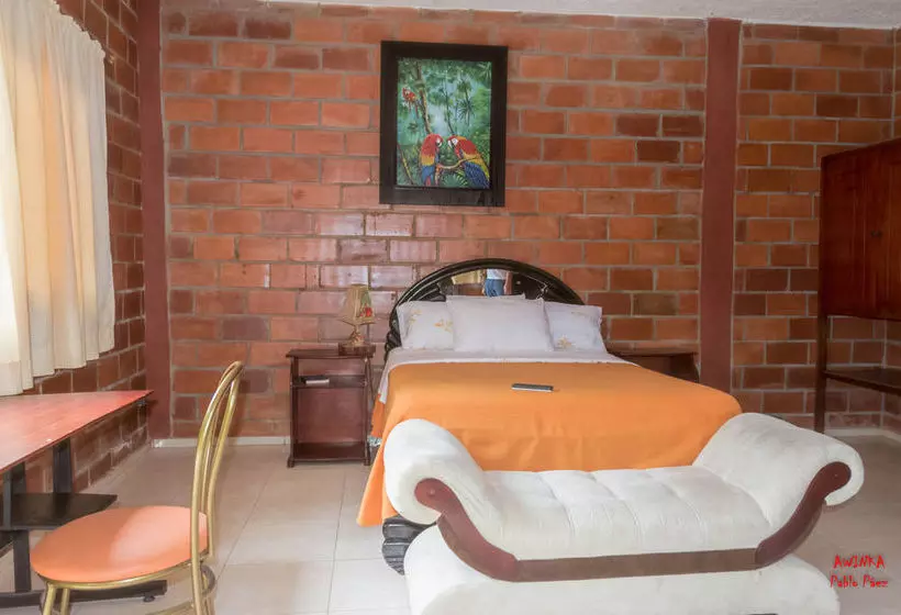 Hotelli Hostería Las Heliconias