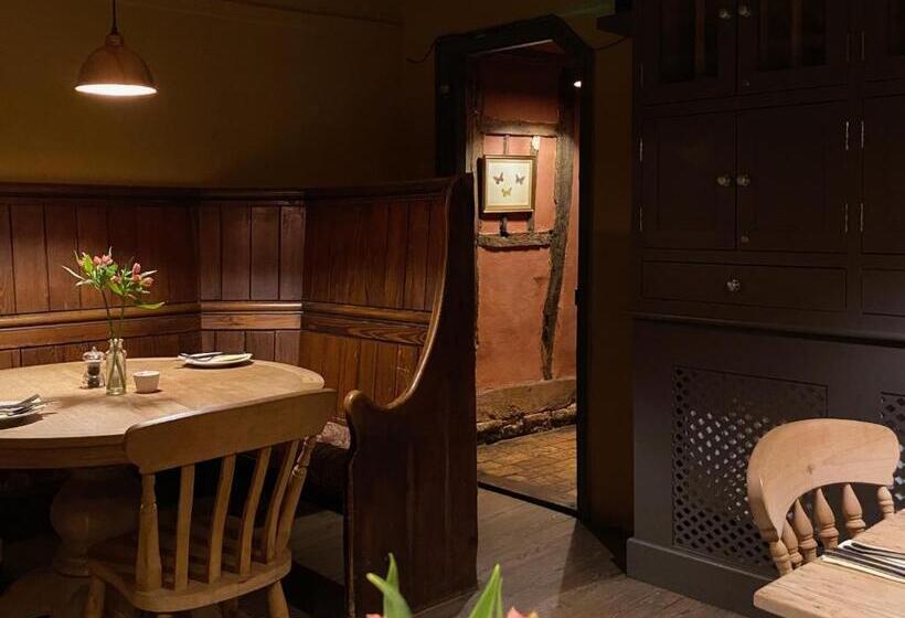 בית מלון כפרי Kings Head Low House