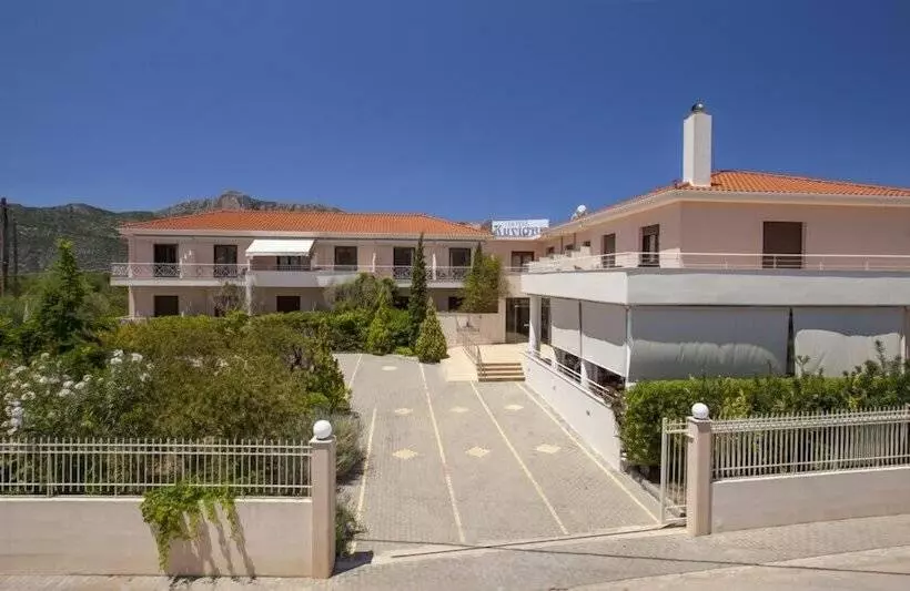 Hôtel Kyniska