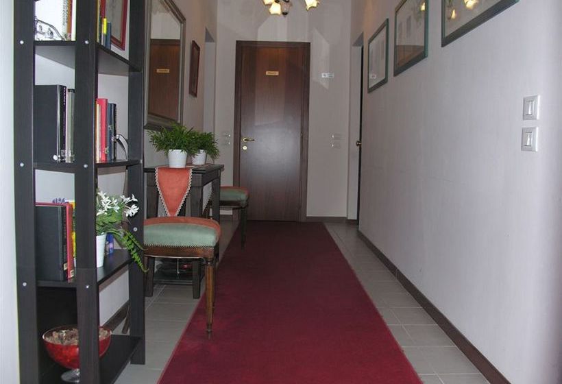 בית מלון כפרי Venice Suites