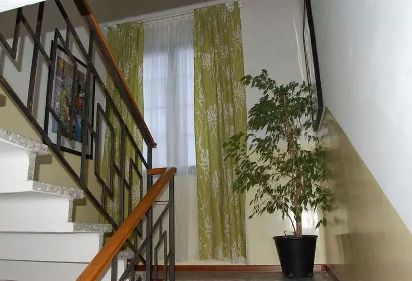 هتل Venice Suites