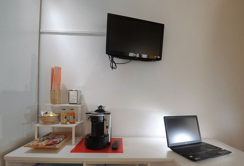 בית מלון כפרי Venice Suites