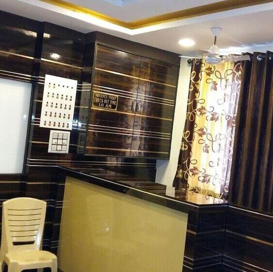 فندق Silver Moon