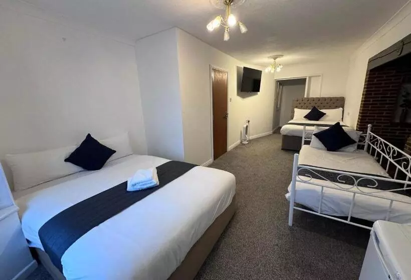 ペンション All Seasons Gatwick Guest House & Parking