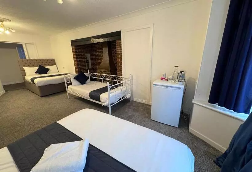 ペンション All Seasons Gatwick Guest House & Parking