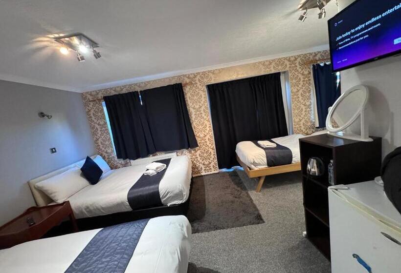 펜션 All Seasons Gatwick Guest House & Parking