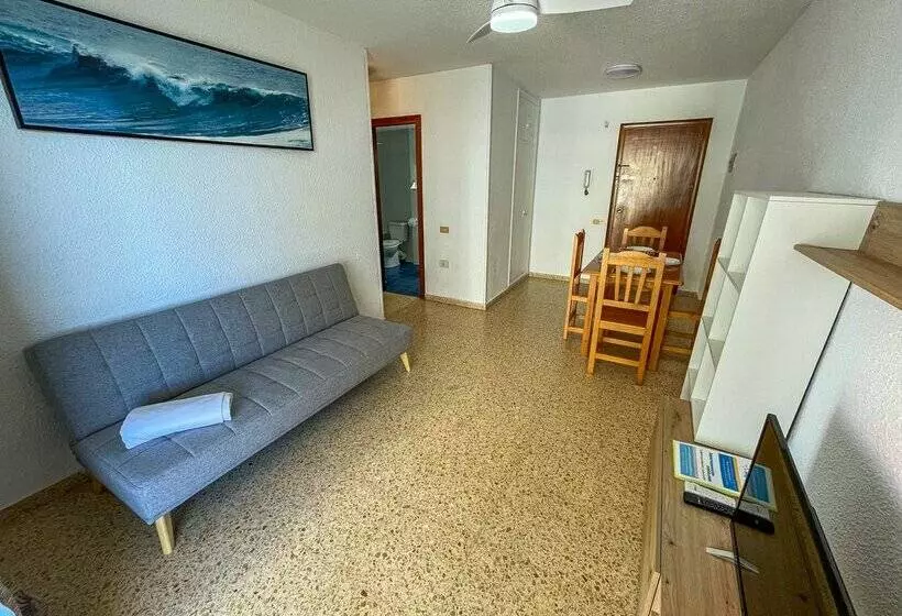 Apartamentos Oromar 3000