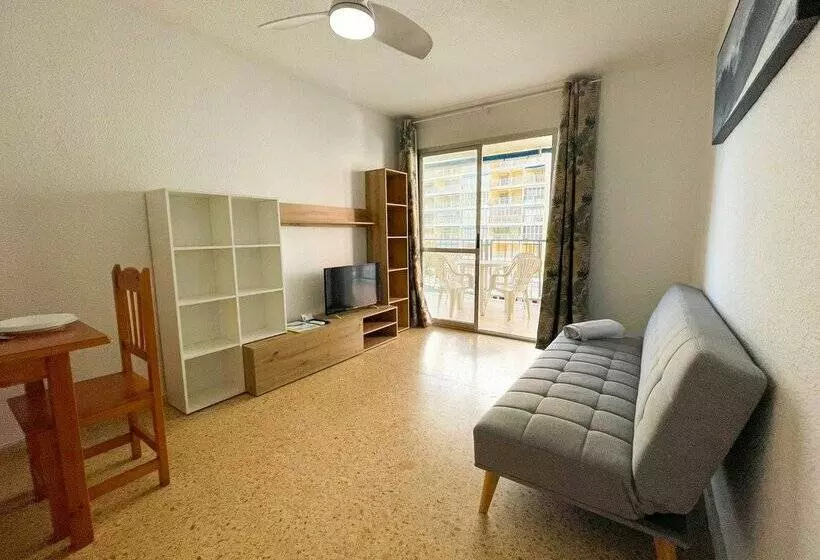Apartamentos Oromar 3000